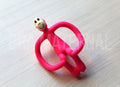 MORDEDOR MONO ROSADO