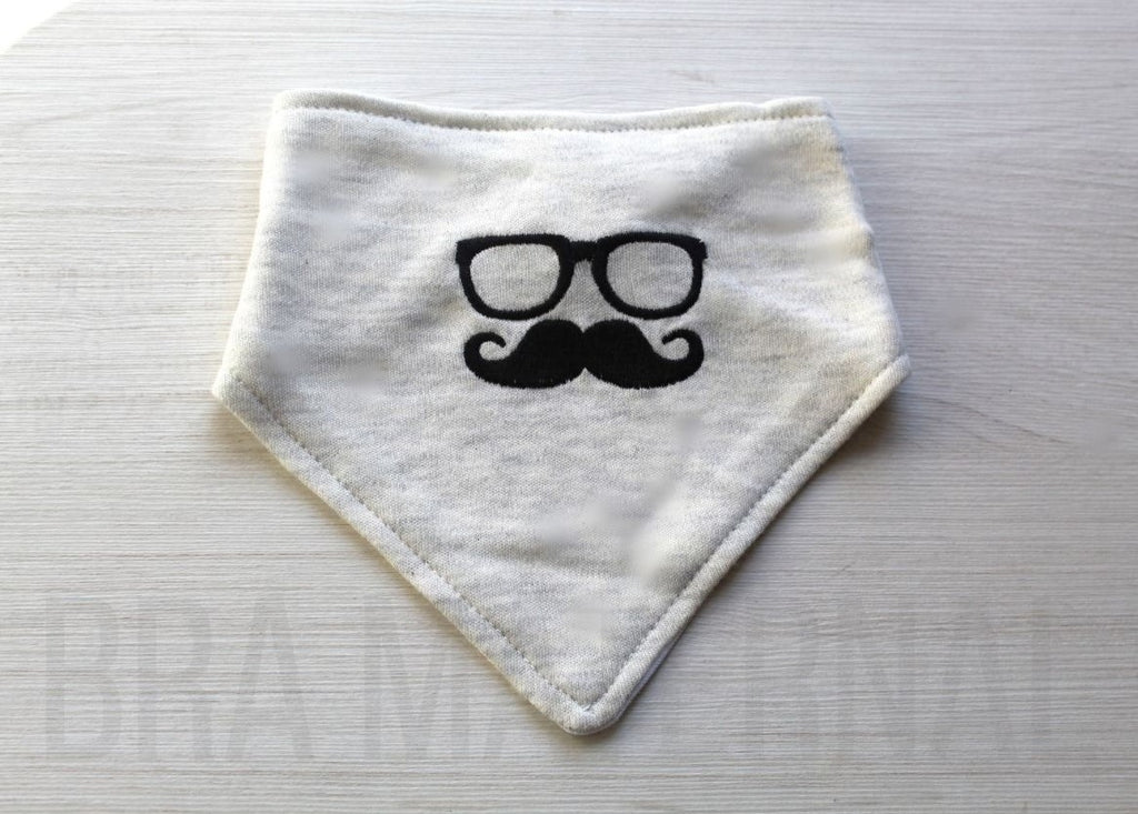 BANDANA BIGOTE Y LENTES