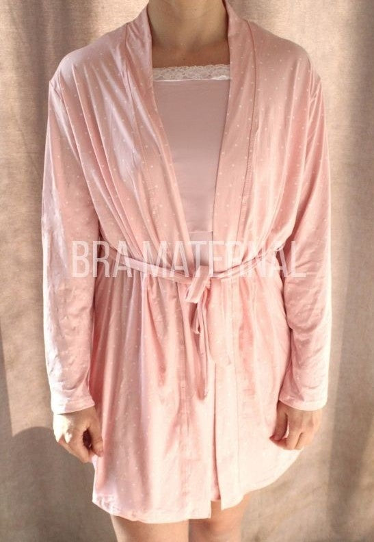 CONJUNTO CAMISOLA Y BATA ROSADA PUNTOS
