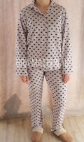 PIJAMA INVIERNO GRIS CORAZONES