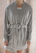 CONJUNTO CAMISOLA Y BATA GRIS PUNTOS
